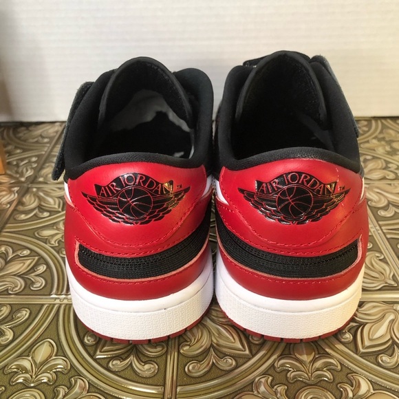 NIKE AIR JORDAN 1 LOW FLYEASE (GS) Jordan Black and Red Sneakers Men’s size 8 - Picture 9 of 16